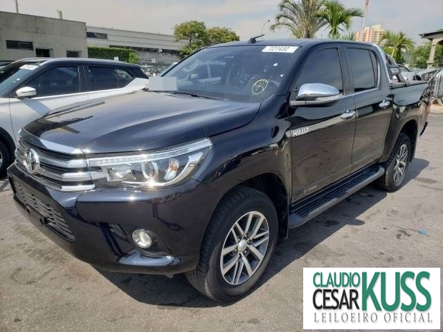 TOYOTA HILUX CD SRX 2.8 D-4D TURBO 2017