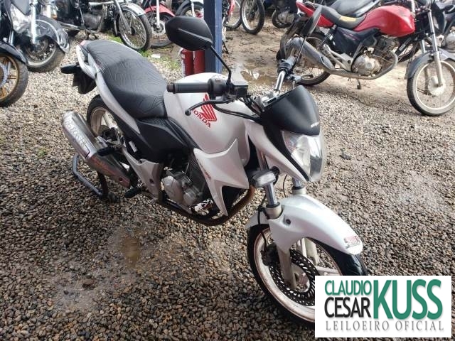 CB 300 R